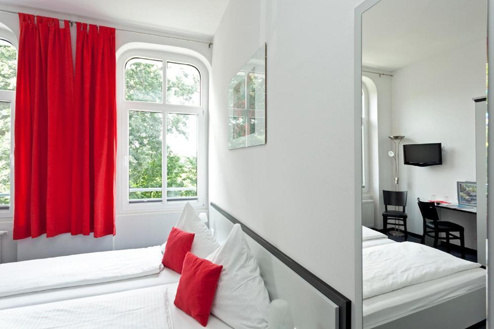 Hotel Zwischen Den Seen Waren  Phòng bức ảnh