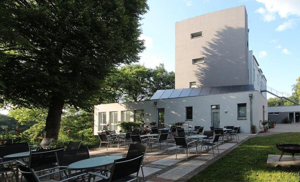 Hotel Zwischen Den Seen Waren  Ngoại thất bức ảnh