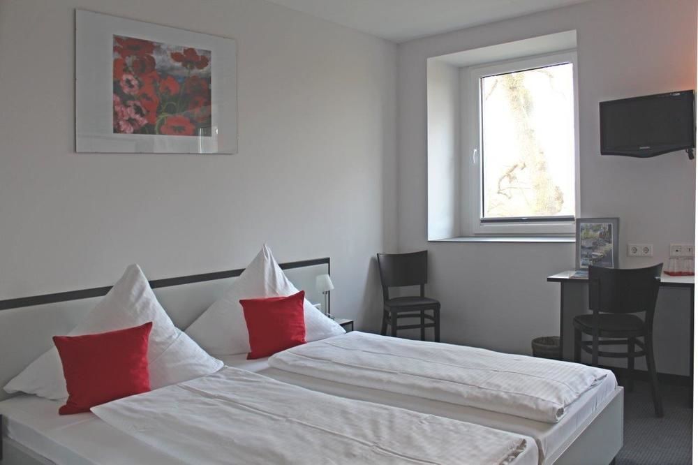 Hotel Zwischen Den Seen Waren  Ngoại thất bức ảnh