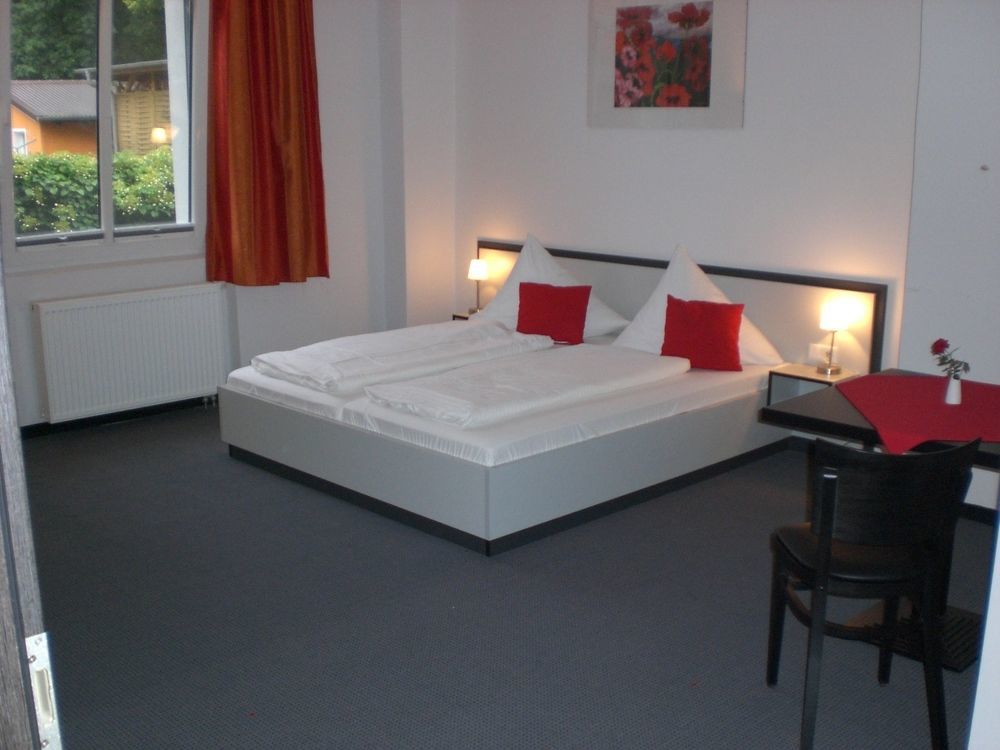 Hotel Zwischen Den Seen Waren  Ngoại thất bức ảnh