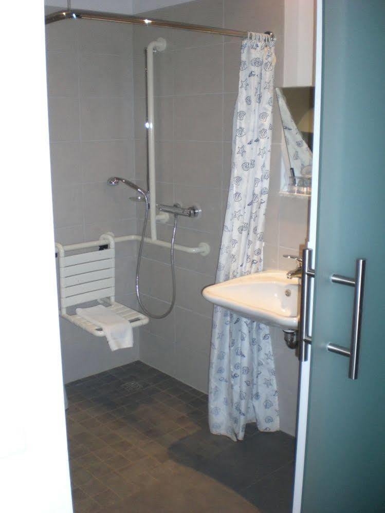 Hotel Zwischen Den Seen Waren  Ngoại thất bức ảnh